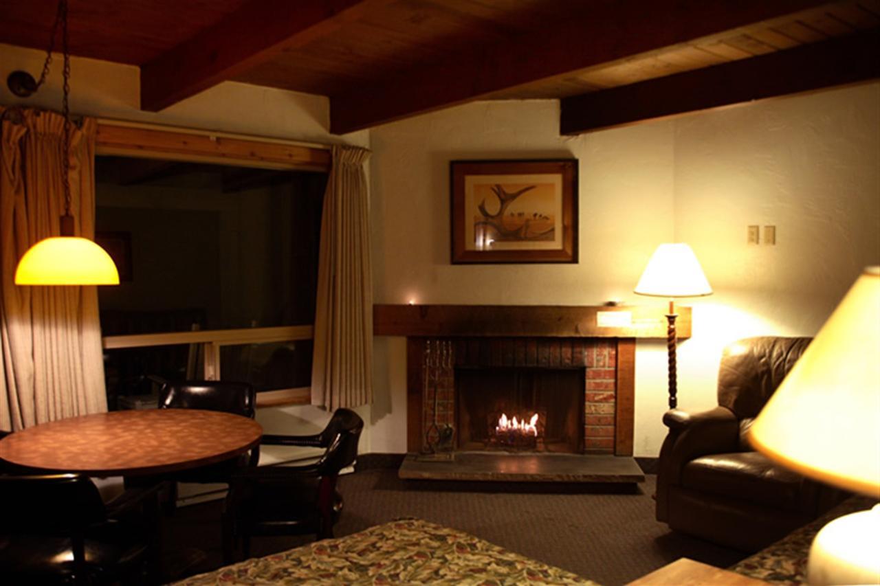 Sandpiper Beach Resort Пасифик-Бич Экстерьер фото