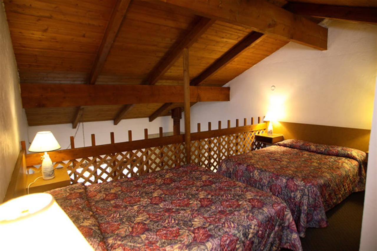 Sandpiper Beach Resort Пасифик-Бич Экстерьер фото